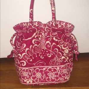 Vera Bradley floral hand bag